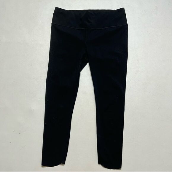 Athleta | Black Athletic Capri’s with back Pocket - Picture 1 of 7